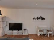 High quality centrally located furnished 2 room apartment