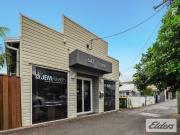 HIGH QUALITY OFFICE/MEDICAL WITH 10 CAR PARKS!