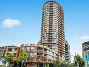 High Rise Luxury on Level 20 I Gorgeous View of City...