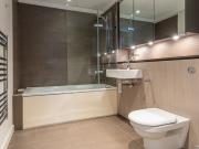 High Rise Luxury Three Bed Two Bathroom – Merchant...