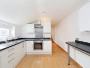 High Road, Ilford, Essex, 2 bedroom, Flat