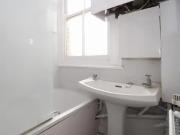 High Road, London, N2 9DZ, United Kingdom | 3 bed...
