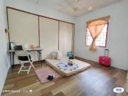 High Speed WI FI! Middle Room at Jalan Sepah Puteri,...