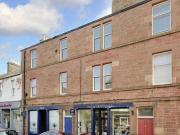 High Street, 3 Bedroom Flat