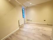 High Street, Camberley GU15, 2 bed flat to rent, £1,400...