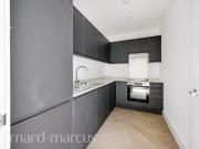 High Street, Croydon CR0, 2 bed flat to rent, £1,650 pcm...