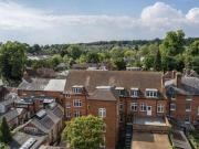 High Street, Hartley Wintney, 2 Bedroom Apartment