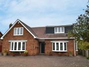 High Street, Hook, 3 Bedroom Detached