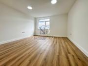 High Street, Hounslow TW3, 1 bed flat to rent, £1,600...