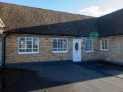 High Street, Lindfield RH16, 2 bed flat to rent, £1,100...