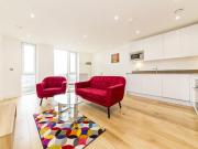 High Street, London E15 1 bed flat to rent £1,925 pcm...