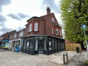 High Street North, Dunstable LU6, 4 bed flat to rent,...