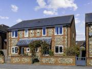 High Street, Prestwood, 3 Bedroom Semi detached