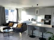 High Street, Purley, 1 Bedroom Apartment