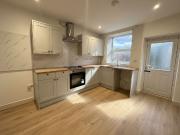 High Street, Treorchy CF42, 2 bed terraced house to...