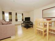High Street Wanstead, London E11, 2 bed flat to rent,...