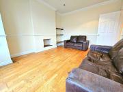 High Street, Wealdstone HA3, 2 bed flat to rent, £1,700...