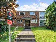 Highcroft, Old Lodge Lane, 2 Bedroom Flat