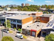 HIGHLY VERSATILE INDUSTRIAL FACILITY