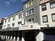 Hildesheim City: Großes Ärzte und Bürohaus mit...