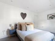 Hill Rise, Richmond, 3 Bedroom Maisonette