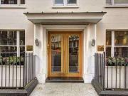 Hill Street, London, W1J