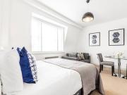 Hill Street, Mayfair, London W1J, Studio to rent, £2,817...