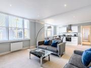 Hill Street, Mayfair W1J, 1 bed flat to rent, £3,770 pcm...