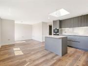 Hillmount Court, St Marys Lane RM14, 1 bed flat to rent,...