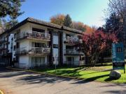 Hillside Terrace Apartments | 2814 Pratt Crescent