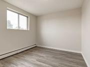 Hillview Apartments 1 Bedroom Apartment for Rent at 2327...