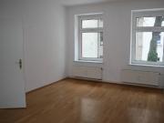 Hinterhaus, schicke ruhige 2 Zimmer Whg. mit EBK,...