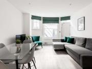 Hip 1 bedroom flat to rent in Kensington, London