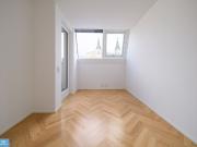 HISTORISCH TRIFFT TREND Schöne Dachwohnung mit Blick auf...