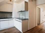 HISTORISCH, ÜBER DEN DÄCHERN MIT BALKON