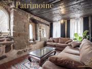 Historische Dreier Wohnung mit eigenständigem Studio