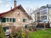 Historisches 7 Zimmer Bauernhaus mit modernem Komfort in...