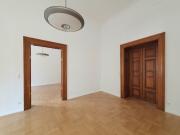 Historisches Ambiente in der Alte Börse | Büro im EG