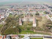 Historisches Anwesen mit weitläufigem Grundstück!