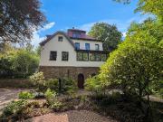 Historisches Herrenhaus im Hagener Süden, aufgeteilt in...