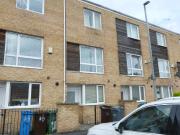 Hitchen Street, Manchester M13, 4 bed town house to...