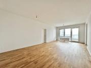 Hoch hinaus: 2,5 Zimmer, 21. OG, Loggia, Kellerabteil, 3...