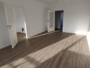 Hoch hinaus: 5.OG = 3 Raum Wohnung in Grünau