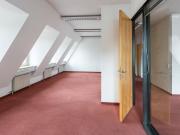 Hoch hinaus! Ihr klimatisiertes Büro mit Terrasse