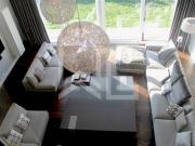 Hoch stehende zeitgenössische Villa