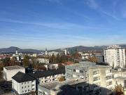 Hoch über Klagenfurt: Moderne 3 Zimmer Wohnung mit Loggia