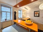 HÖCHSTER WOHNKOMFORT sanierter Altbau mit Lift innerhalb... HÖCHSTER WOHNKOMFORT sanierter Altbau mit Lift innerhalb...