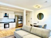 Hochwertig möbliertes City Apartment im schönsten Haus...