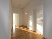 Hochwertig sanierte 2 Zimmer Wohnung Hofgebäude im...