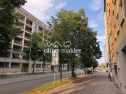 Hochwertig sanierte helle 3 Zimmer Wohnung mit großem...